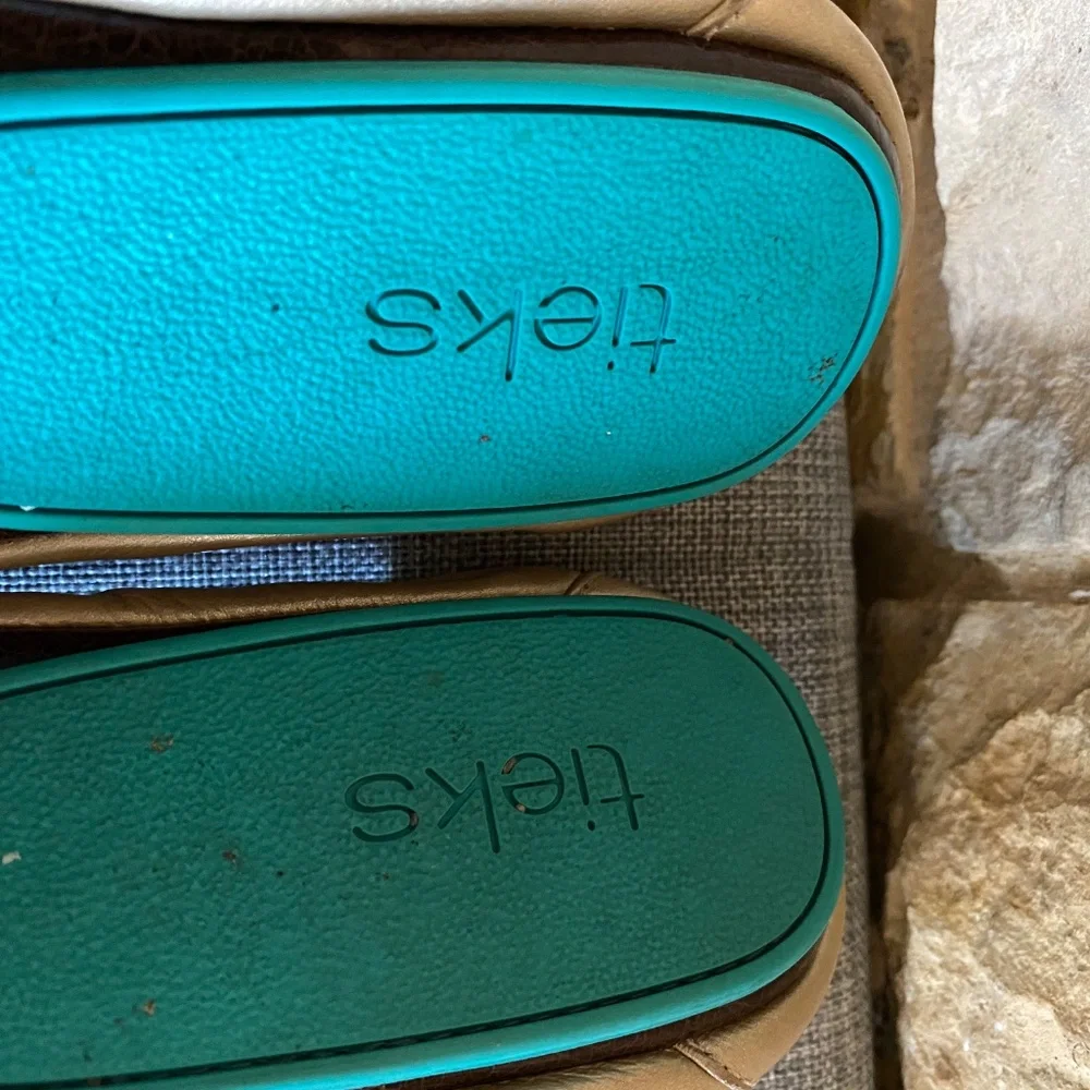 Tieks flats - Picture 7 of 8